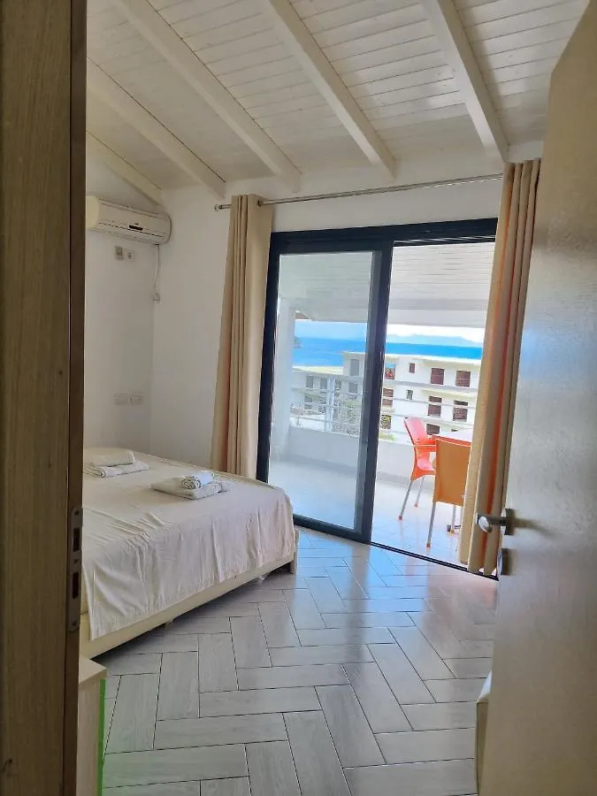 Sea Breeze Apartments Dhermi