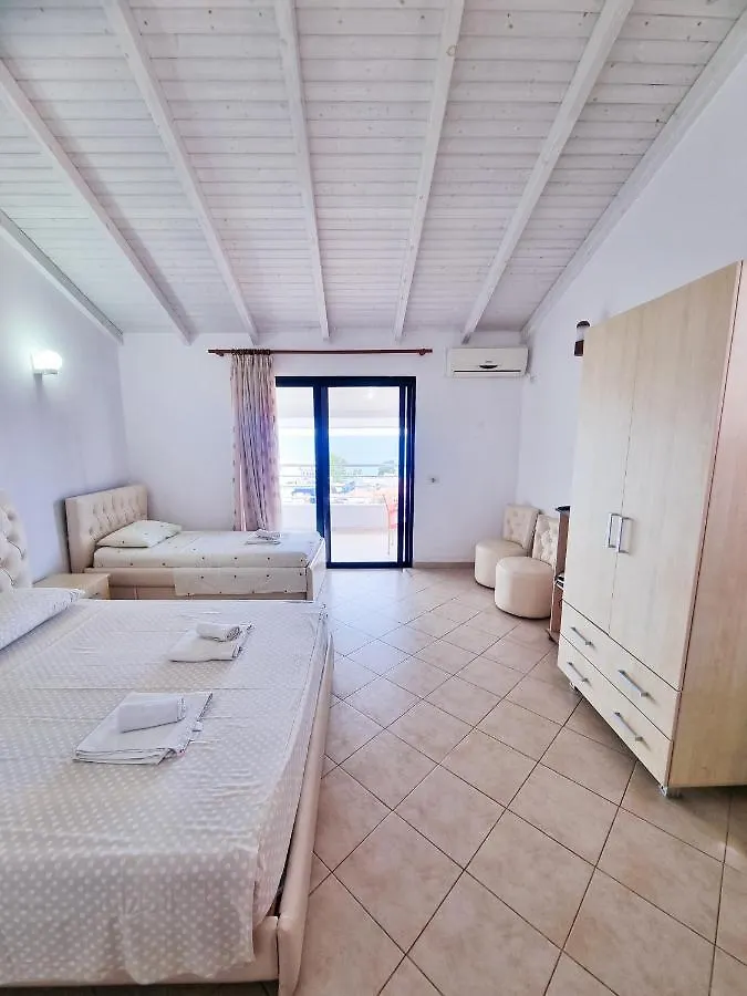 Sea Breeze Apartments Dhermi